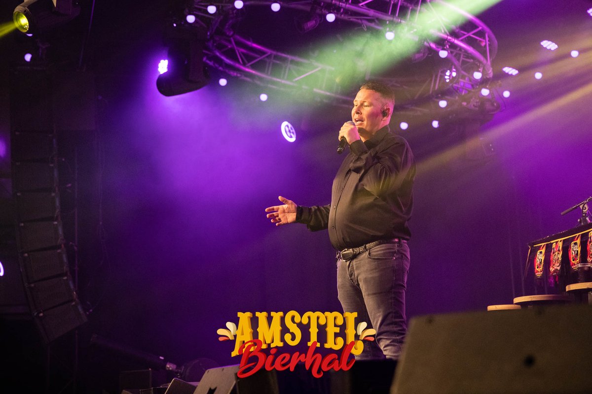 Wat gingen jullie op de 7e dag van de Bierhal goed uit je bol! Gaan we dit vanavond weer voortzetten? Kom langs vanaf 19:00 uur en ga (nogmaals) uit je bol met Jeroen van Zelst, Henk Dissel, Danny de Munk en DJ Coenio! #detilburgsekermis