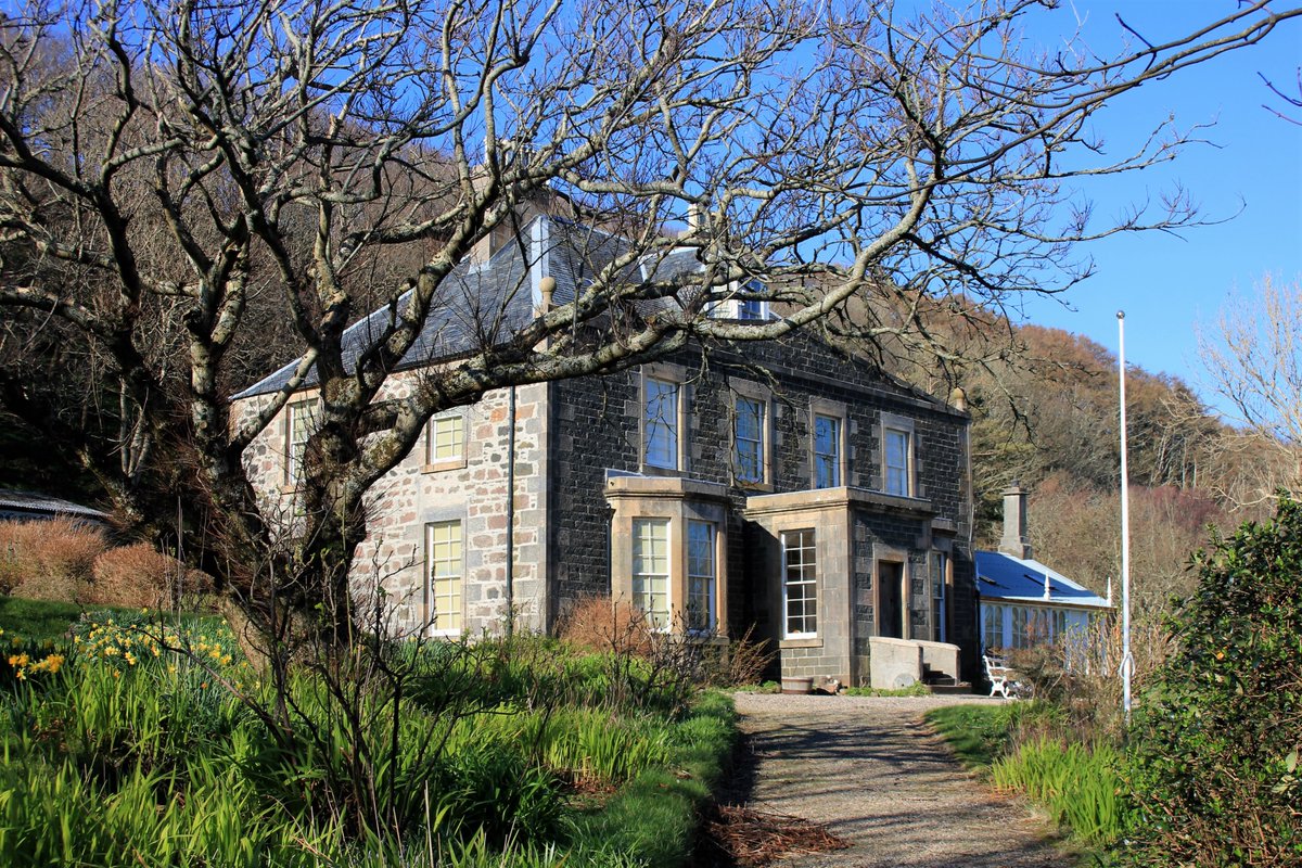 The Big Light - we make big audio productions. (@thebiglightpods) on Twitter photo 🏰 Don't miss the latest ep of LOVE SCOTLAND: Jackie Bird explores the Canna House collection, gathered by former residents John Lorne Campbell & Margaret Fay Shaw. What memories have been rediscovered by archivist, Fiona Mackenzie?
Find out here: thebiglight.com/lovescotland
<a href="/N_T_S/">National Trust for Scotland</a> 🏰 Don't miss the latest ep of LOVE SCOTLAND: Jackie Bird explores the Canna House collection, gathered by former residents John Lorne Campbell & Margaret Fay Shaw. What memories have been rediscovered by archivist, Fiona Mackenzie?
Find out here: thebiglight.com/lovescotland
<a href="/N_T_S/">National Trust for Scotland</a>