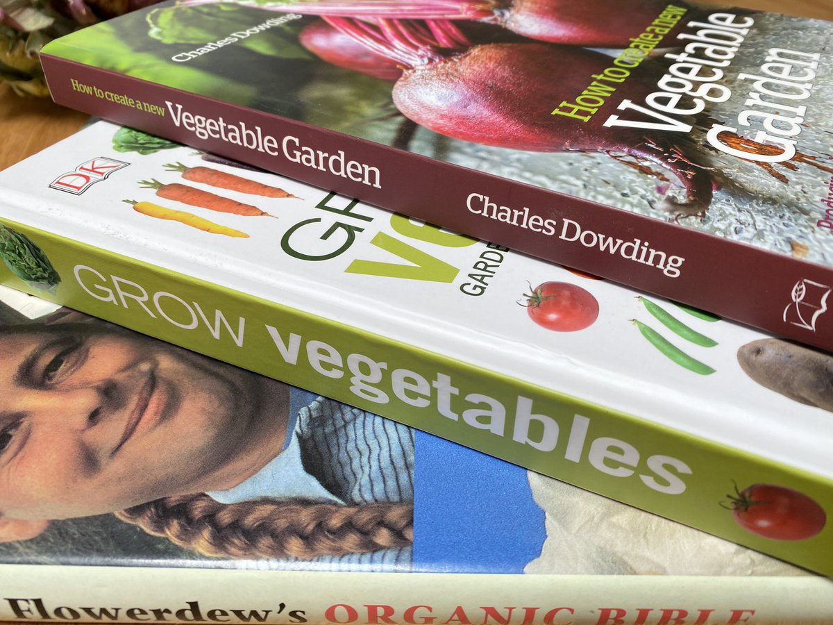 seaparkin's tweet photo. Getting ready to Go Green event at Hall Leys park Matlock hosted by @derbyshiredales prints n cards for sale Produce for donations to crowdfunder @StarkAllotments #green #growyourown #organic #plotters #allotments #growing #ClimateCrisis #foodsecurity #derbyshire #derbyshireDales https://t.co/oc2IT7MXp2