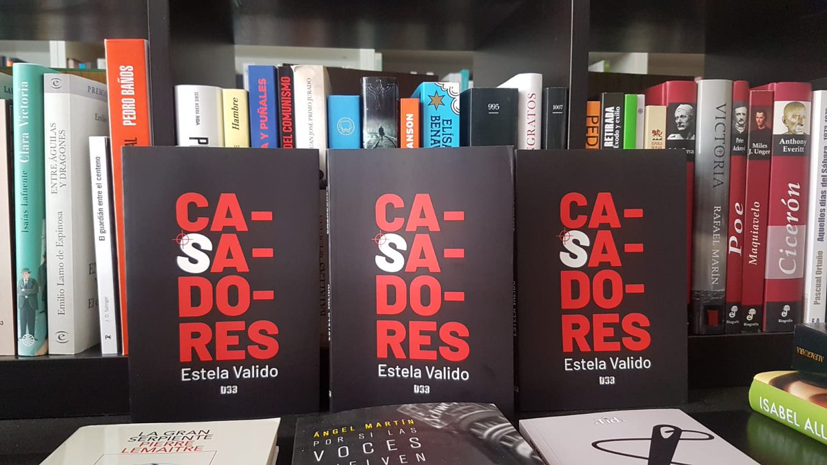 libro_enblanco's tweet photo. 📚Recomendado por @culturamania y El Libro en Blanco:
-CasaDores, de Estela Valido (@AngelesJimenez_ @Inmavinuesa1 @TyrionTargarien @giraldezT @mabrito67 ), publicado por Distrito93. Un thriller donde la ambición y la codicia no tienen límites.
https://t.co/drx4cHkuNT https://t.co/FJwnfefogj