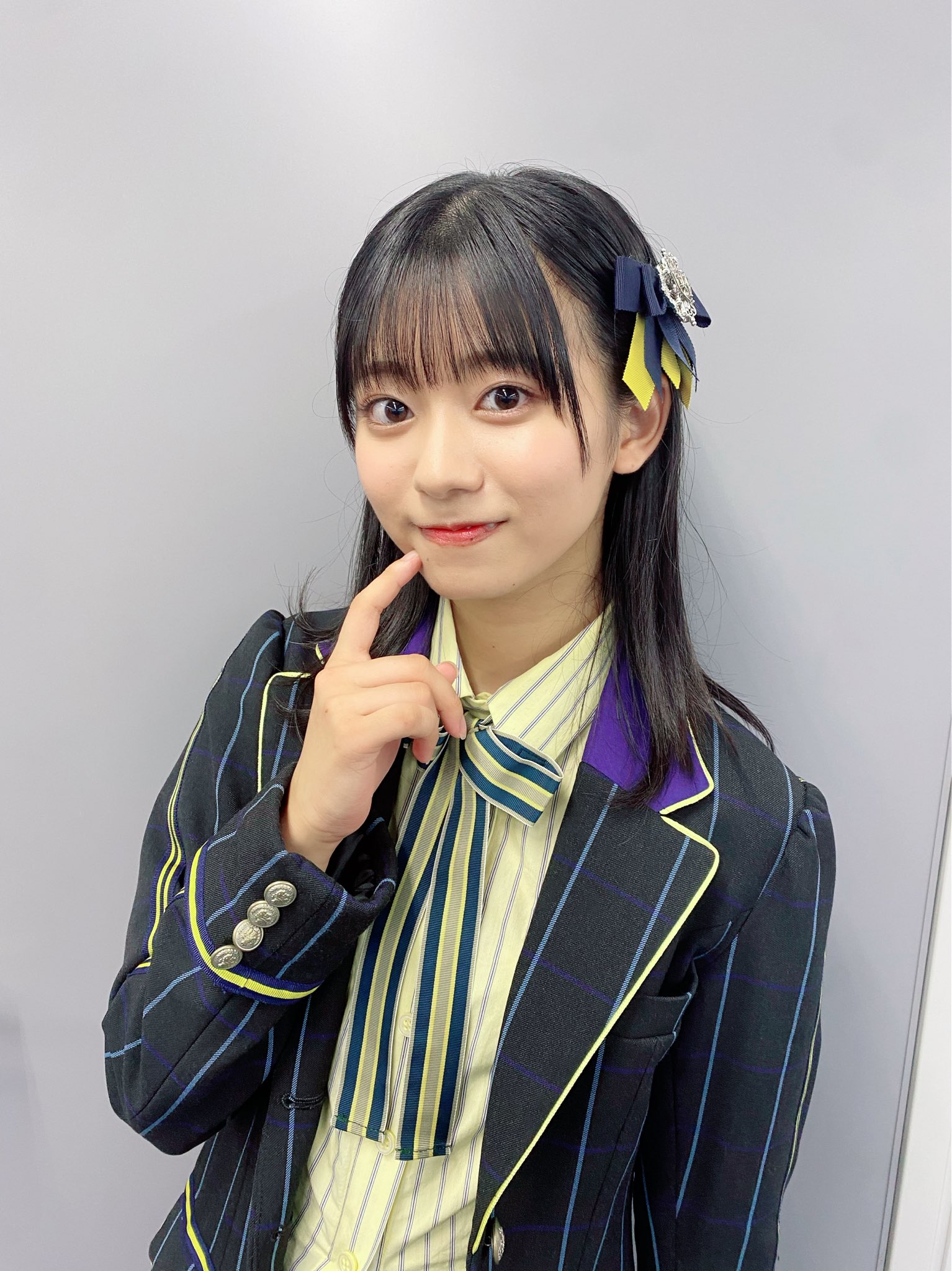 Amazon.co.jp: ニアジョイ 生写真 大信田美月 直筆サイン : おもちゃ