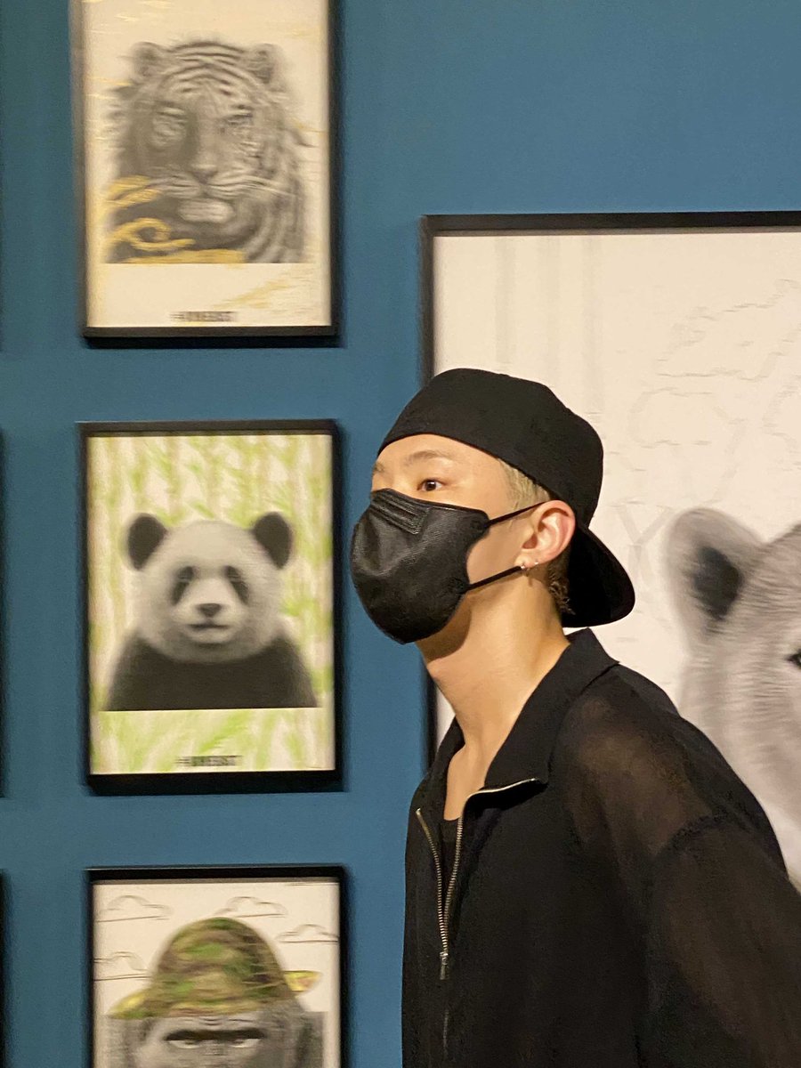 itlogzbula's tweet photo. ⠀⠀   ⠀   ⠀  ⠀ ⠀⠀
[072922] 🐯💭

“행복한 호랑이의 날 ^^”

#KYOSHI #ITLOGZBULA #ITLOGZBBL
 ⠀⠀   ⠀   ⠀  ⠀ ⠀⠀ https://t.co/5TMjanRyjb