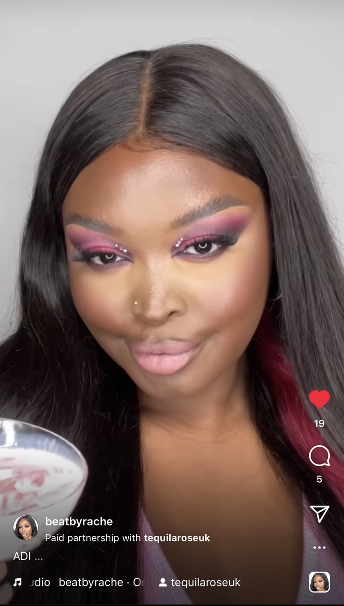 democracyagency's tweet image. We've got plenty to celebrate this week 🎉

🏆We were shortlisted for FOUR @CIPR_Awards 
🏕@GreenWoodFP new glamping tipi's featured in this week's @PickMeUpMag 
🌹We had more influencer content go live for Tequila Rose