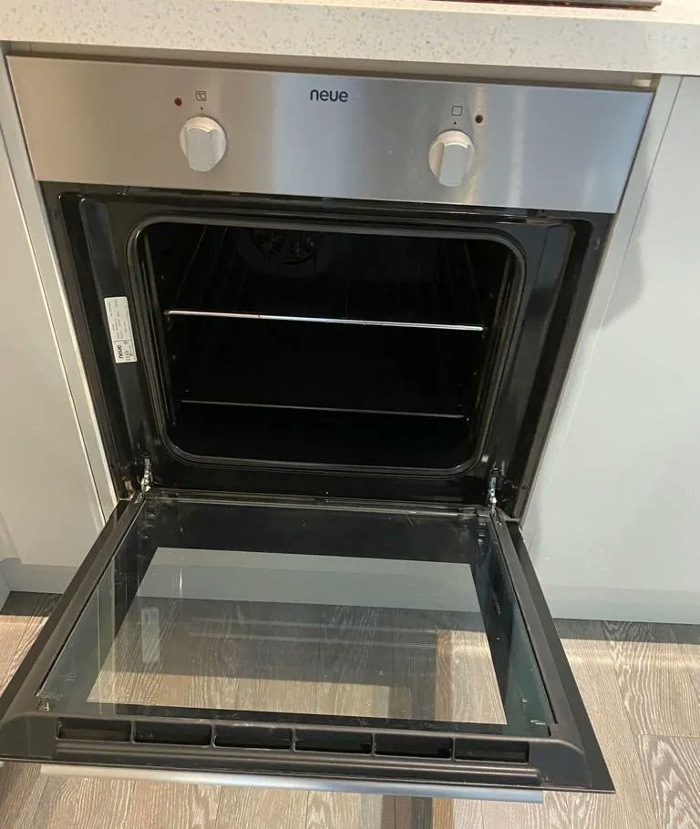 cbscleaning1's tweet photo. Did you know we offer end of tenancy cleaning services? Maybe you're a landlord wanting to get a property ready for new tenants? Or you're a tenant coming to the end of your tenancy and you'd rather get professional cleaners in due to lack of time?

We're here to help! https://t.co/Fb9HHYfxD4