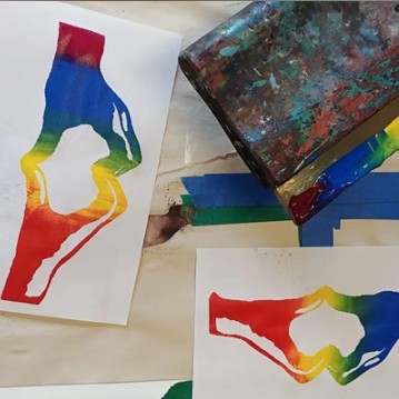 Free Screen Printing Demo this Weekend, July 30, 11 AM - 1 PM 

Join Speedball Demo Artist and printmaker, Maureen Da Silva as she shares her passion and excitement for the art of Screen Printing. Space is limited, sign up here: ow.ly/xoea50K78Y8
# ottawaevents