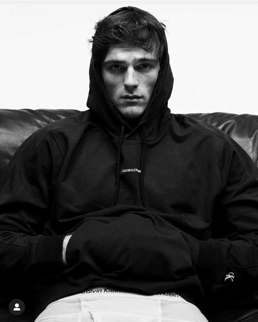 𝐁𝐨𝐧𝐣𝐨𝐮𝐫 𝐜𝐨𝐦𝐦𝐞𝐧𝐭 𝐜𝐚𝐯𝐚 𝐥𝐞𝐬 𝐩𝐨𝐭𝐞𝐬 ?