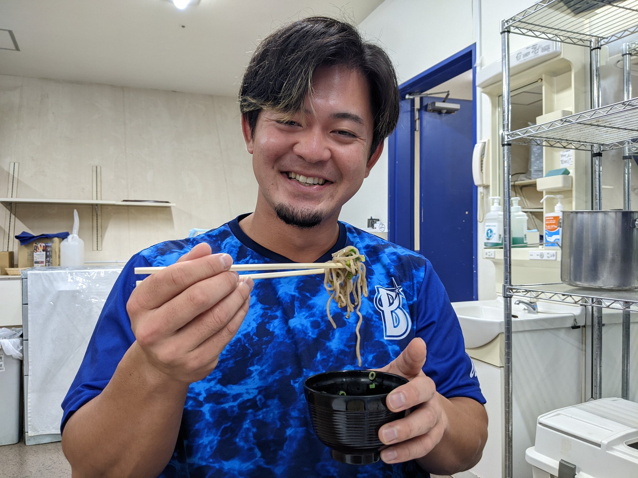 横浜DeNAベースターズ山下幸輝選手のバッティング手袋 jambalaya_22db-55