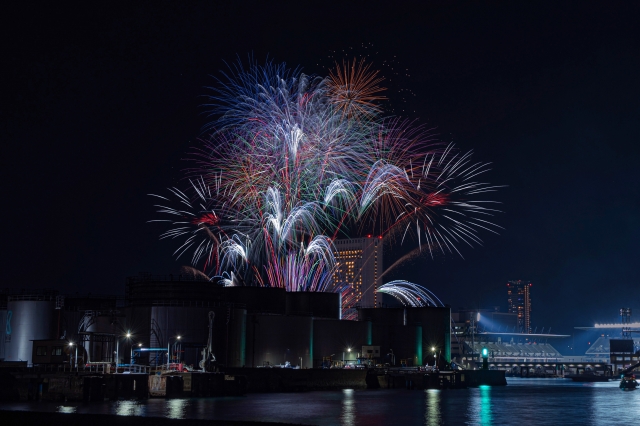 تويتر 世界の美しい夜景على تويتر 夜景 花火https T Co Csvahb8gcm