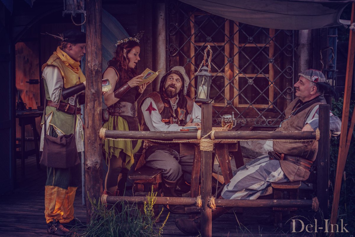 RainbowRatArt's tweet photo. Wir müssen schnell sein wie wildes Wasser
Wir müssen stark sein wie ein Taifun
Wir müssen heiß sein wie Höllenfeuer
Geheimnisvoll zugleich so wie der Mond 🎶🎵
#photographylovers #larping #larp #photos #Fotografie #Bogenwald #witcherworld #liveactionroleplay https://t.co/Iggz4ZlwKL