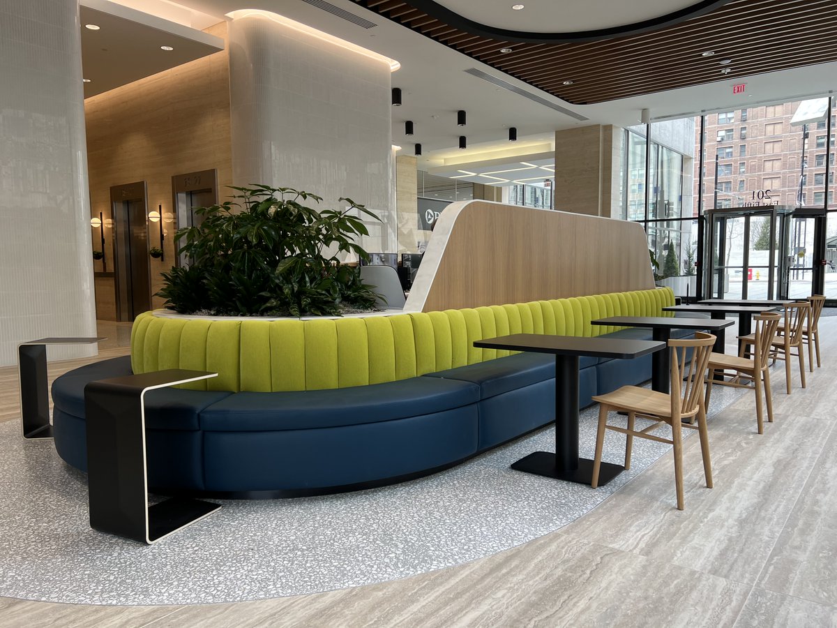 OrangeChairCstm's tweet image. This one is fun too! #coolseating #lobbydesign #madeincincinnati #riversidearchitectural #banquette #design orange-chair.com