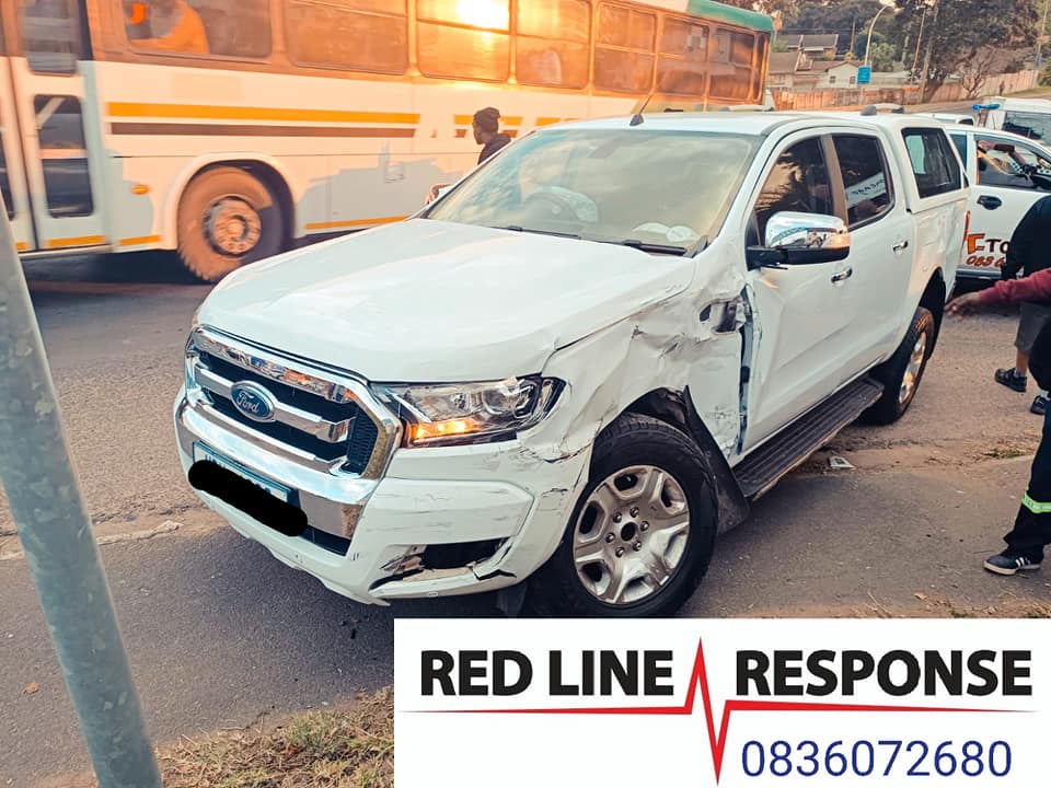 _ArriveAlive's tweet photo. Multiple injured in a taxi collision in Pinetown https://t.co/gfAhWZZzur
#ArriveAlive #TaxiCollision #RedLineResponse https://t.co/EvGKVxnLFq