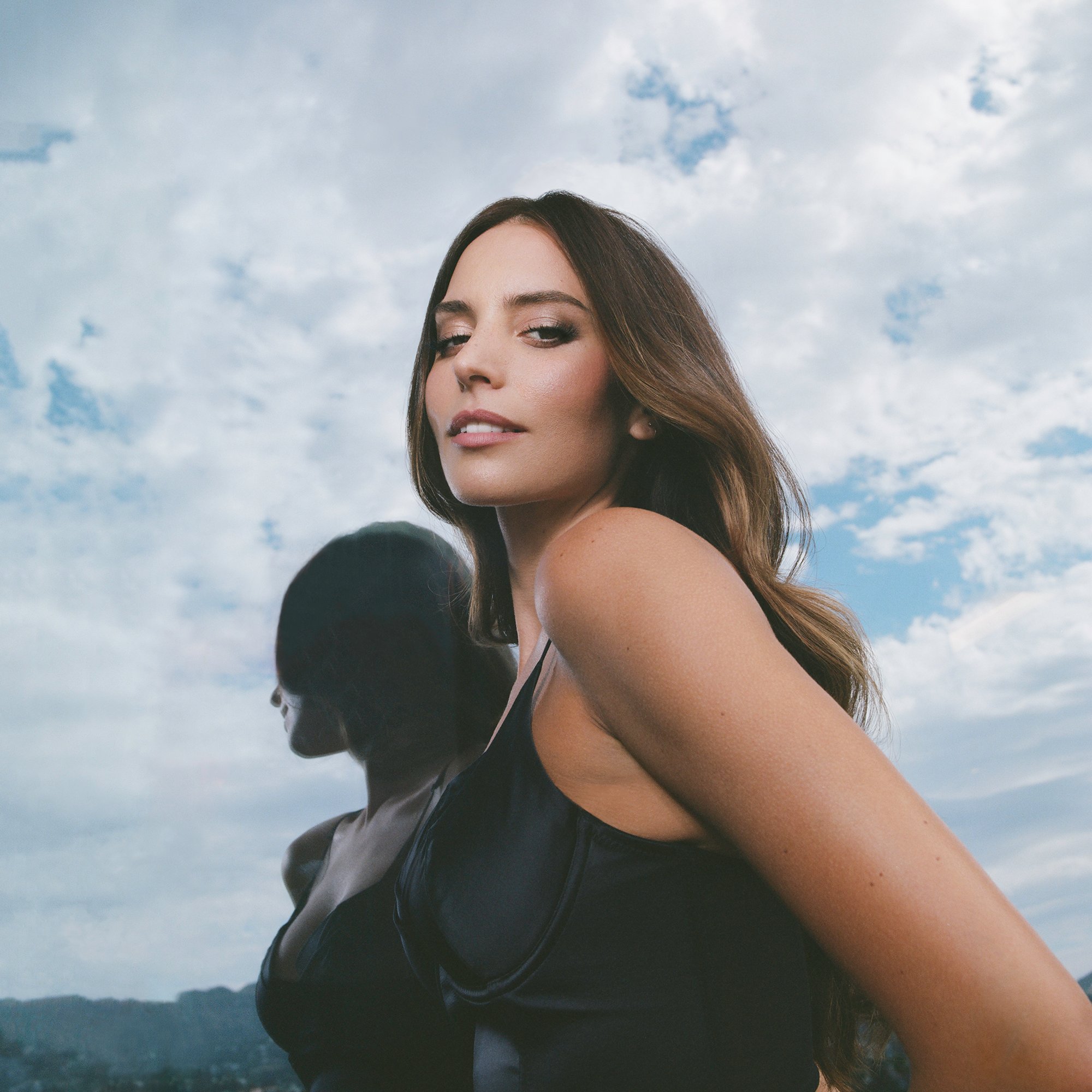 Happy birthday @ genesis rodriguez !! 