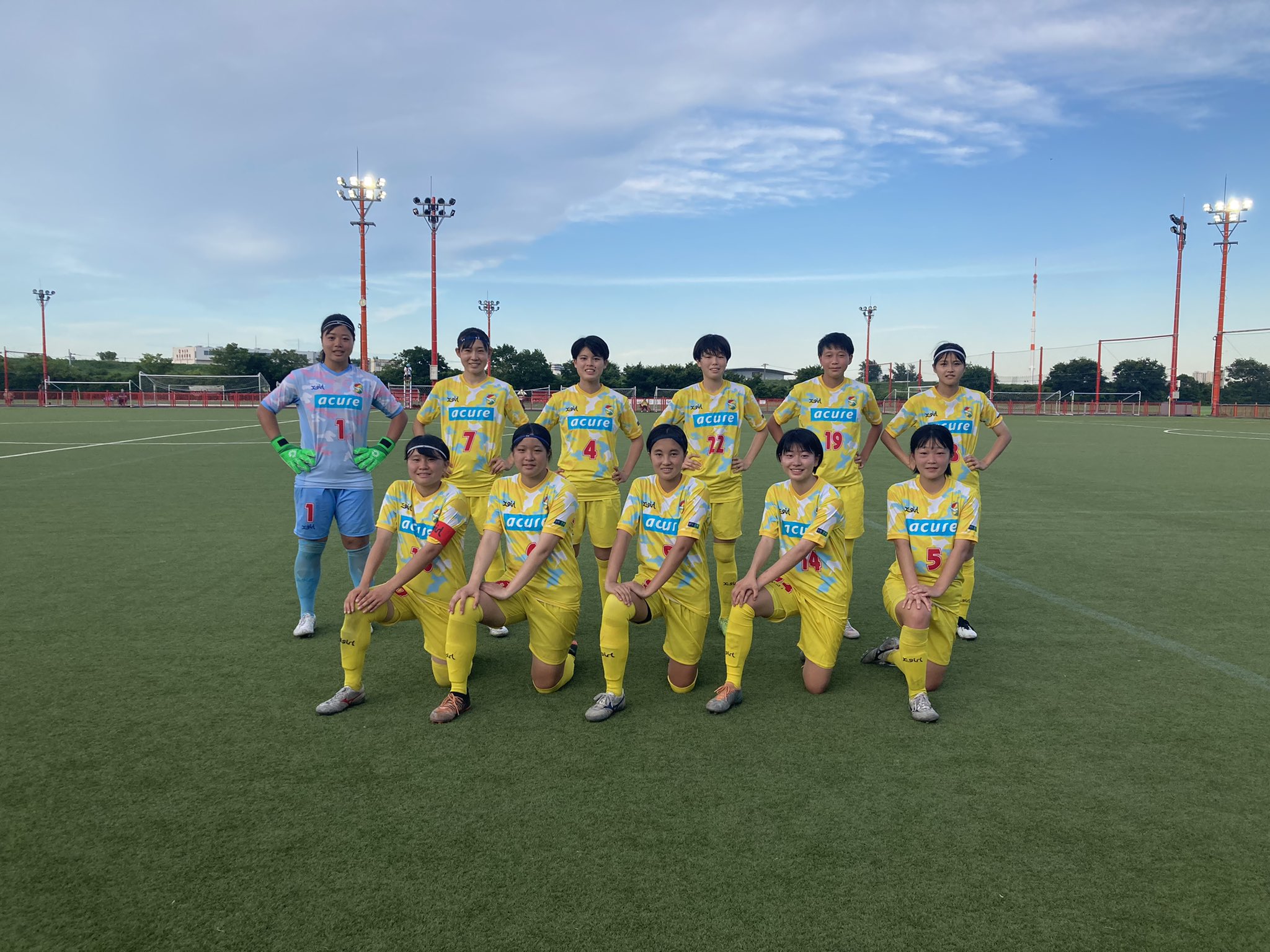ジェフ千葉サポーター Rt Jefl U18 U15 U18 試合結果 関東u 18女子サッカーリーグ第6節 22年7月29日 金 Vs レッズレディースユース 2 3 0 0 2 3 得点者 吉岡 2 応援ありがとうございました T Co Fdrkkkspfg Twitter