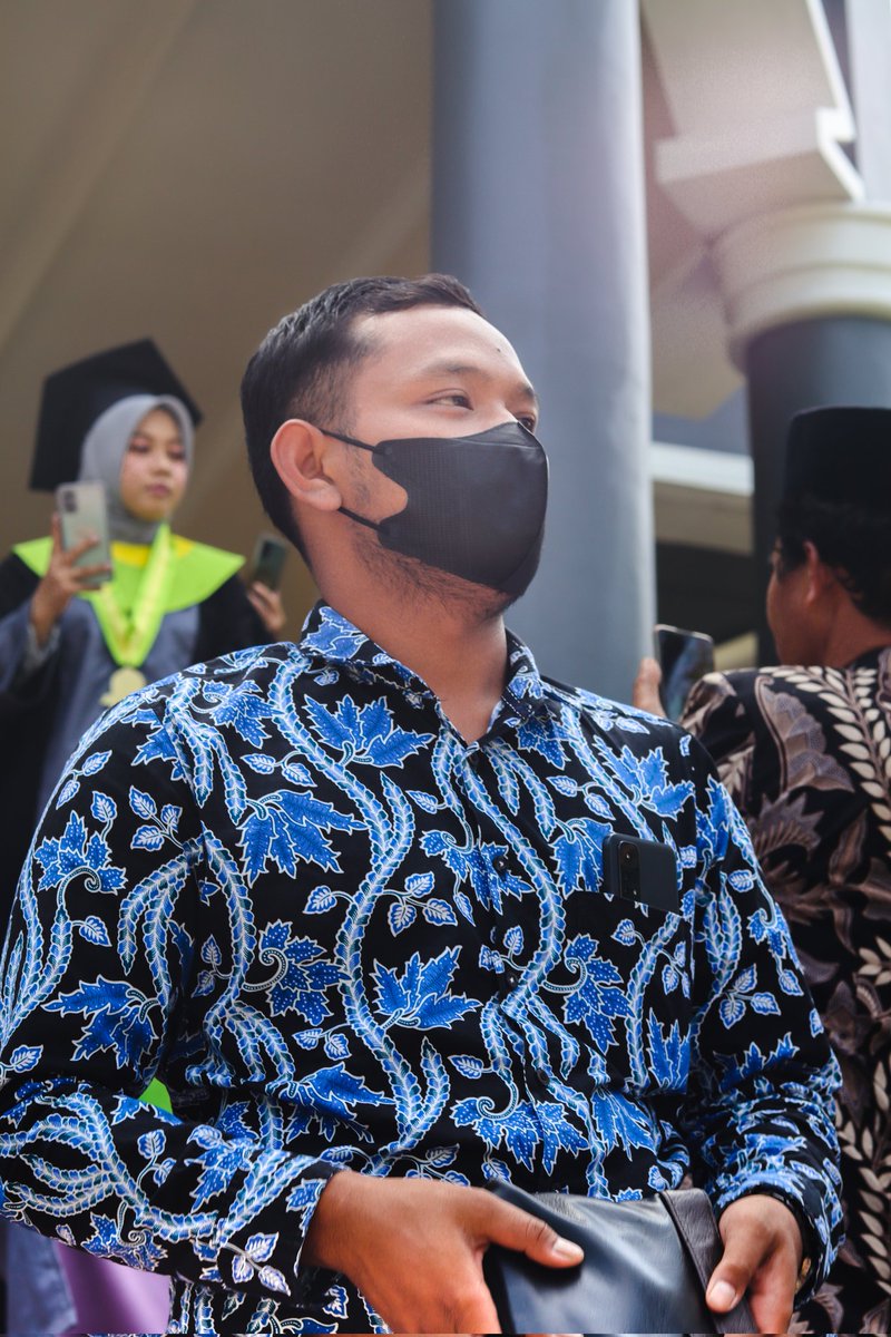 AhmadZen02's tweet photo. Menatap masa depan dengan mata yang jeli https://t.co/0FDtrGh1DV