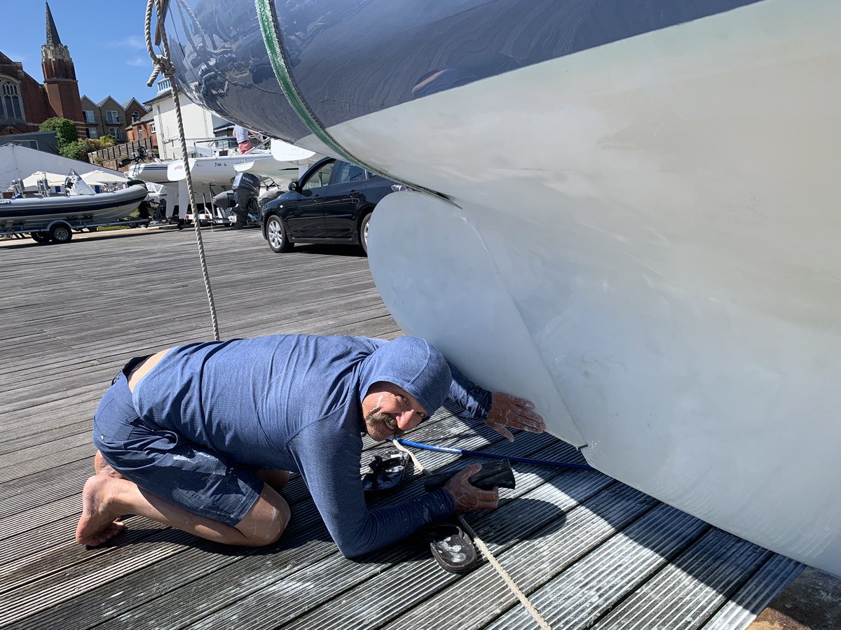 seaboot's tweet photo. @pgmnorris Hello, gourd...we are in Cowes now, sanding like bastids https://t.co/UajLiFXaSP