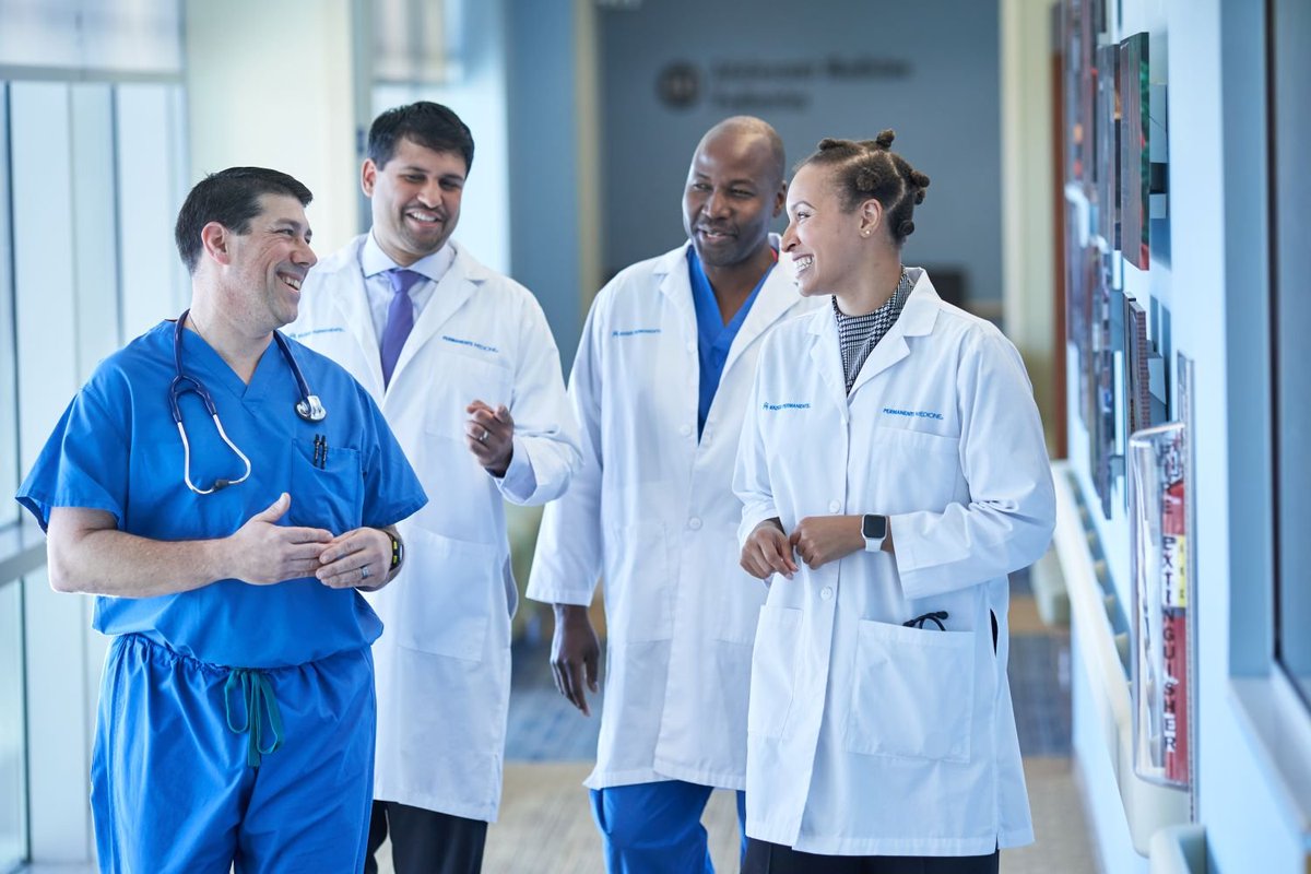 KylaDPorter's tweet photo. #5 > You receive above-average malpractice insurance that covers any claims that arise related to the scope of your employment. 
Stop by booth 729 @ #AAFPNC to learn about the #topten rewards for physicians who join a Permanente Medicine group. https://t.co/PAdiifC4Yx