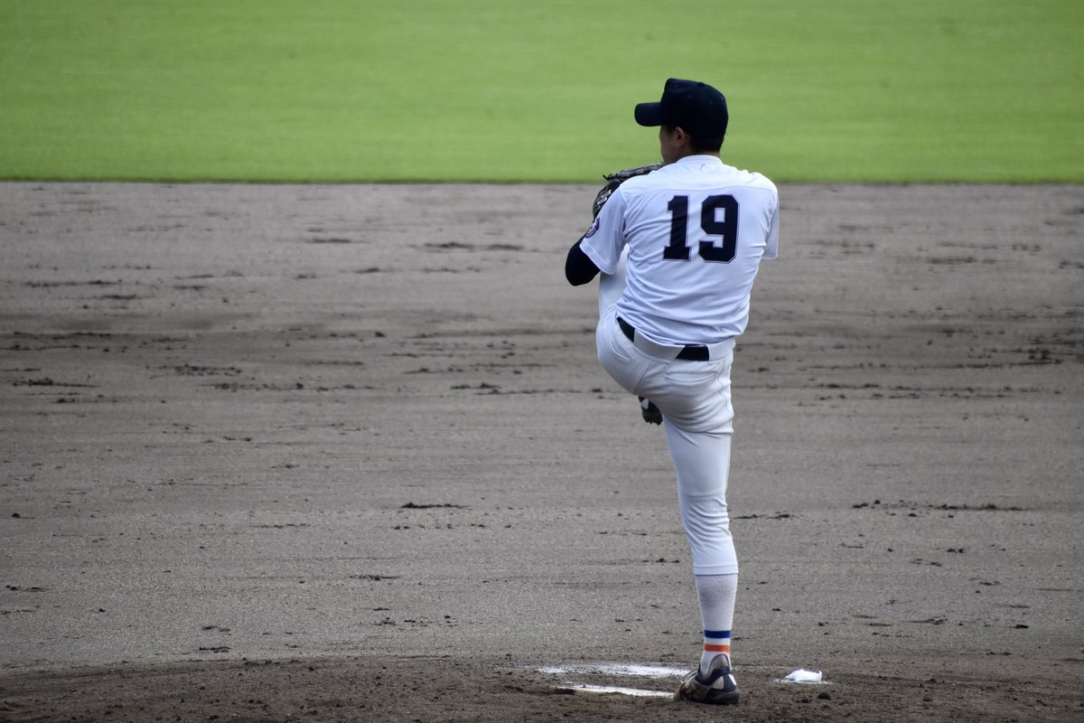 ayataka82's tweet photo. 長島投手が補強選手として優勝に大貢献したことは岐阜県民として誇りに思います。長島投手は出身は愛知県で、高校まで愛知県で大学4年間だけ岐阜にいただけですけど、岐阜県民として誇りに思います！！！！！！！！！！ https://t.co/WdxZgytJB1