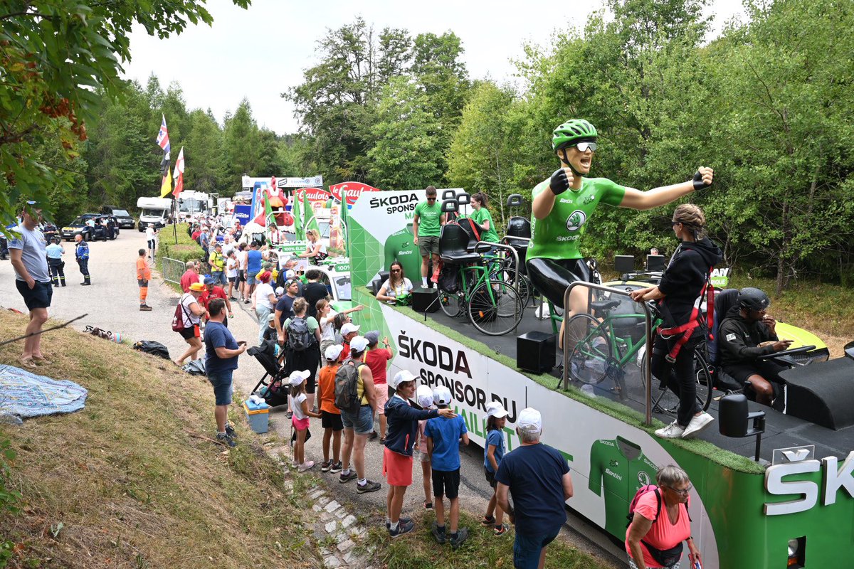 F_Bierry's tweet image. 🟡🚴[TOUR DE FRANCE] @LeTourFemmes fait son entrée en #Alsace ! Étape Saint-Dié - Rosheim ce vendredi après-midi.
👍Merci aux agents des routes de la #CollectivitéEuropéenneAlsace et aux pompiers des @sdis67 et @sdis68 pour leur présence indispensable au bord des routes !