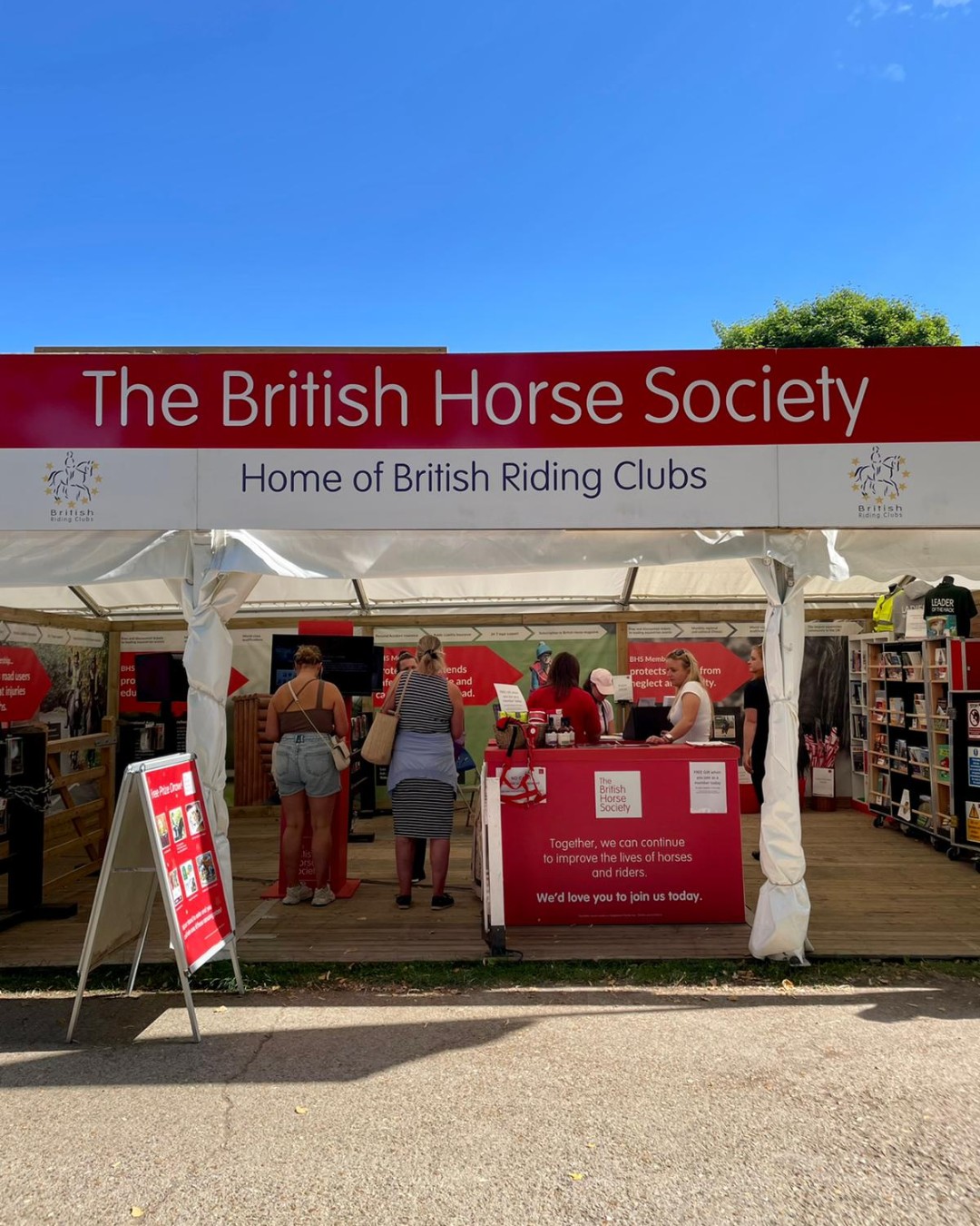 The British Horse Society (BritishHorse) / Twitter