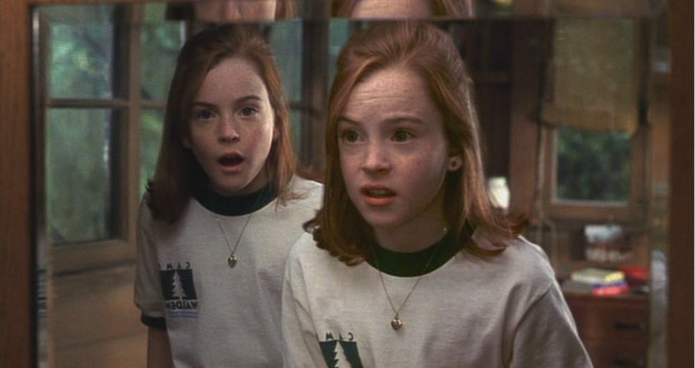 Lulamaybelle's tweet photo. Nancy Meyers’ expertly crafted remake  of THE PARENT TRAP, starring Lindsay Lohan, Natasha Richardson, Dennis Quaid, Elaine Hendrix &amp; Lisa Ann Walter, opened in theaters on this day in 1998. Love it! #femalefilmmakerfriday #FBF #FilmTwitter https://t.co/JMQPEhkgse