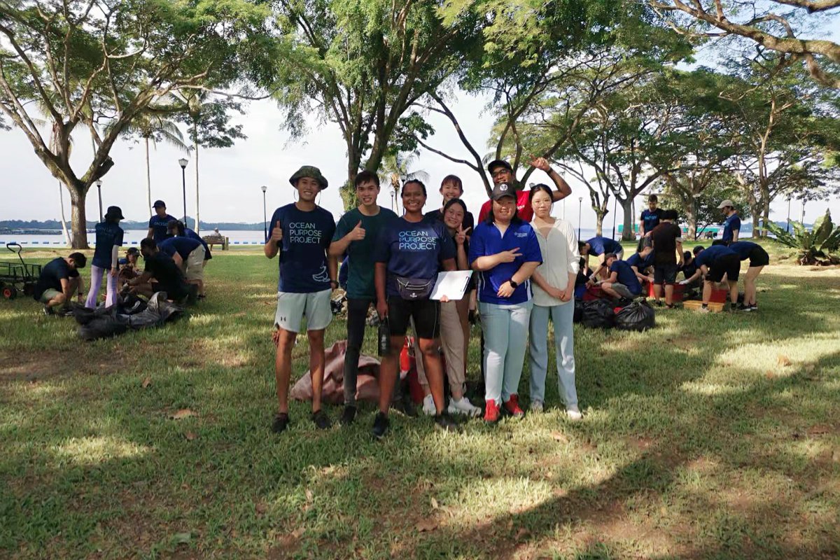 A busy day with Beach Clean Up organized by James Cook University and together with Ocean Purpose Project and Factset company's team building. #oceanpurposeproject #factsetsingapore #jamescookuniversitysingapore