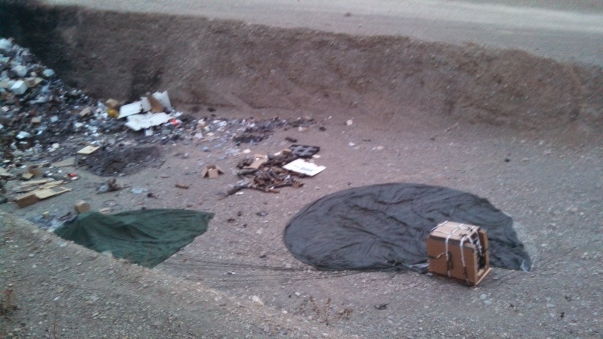 EdCSutton's tweet photo. I took this photo of a #burnpit in '13, right before I climbed inside to retrieve our weekly air drop that fell into the pit. FOB Boris.

Every time I get sick, I wonder if these pits have finally caught up. Just last month, an fellow Vet I knew in college died from exposure. 1/3 https://t.co/q05cb3oJQG