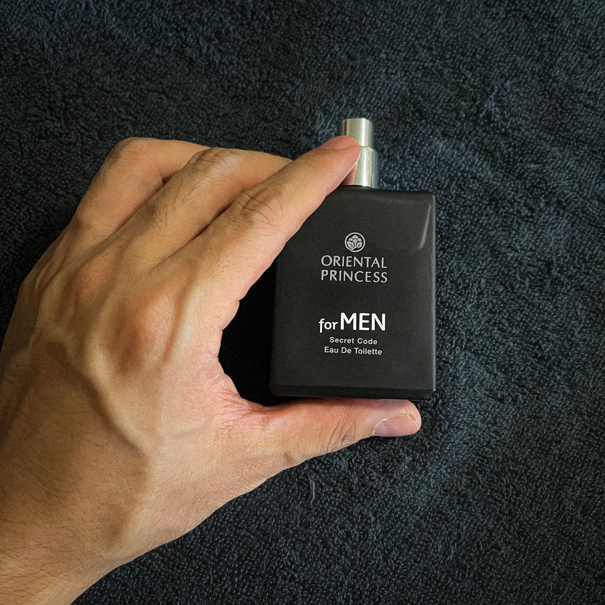 Pruris's tweet photo. น้ำหอม #OPforMEN EDT กลิ่นหอมดีเลย มีเสน่ห์ ใครที่ชอบแนว Citrus + Woody ขวดนี้ตอบโจทย์เลยครับ สามารถใช้เป็น everyday use หรือในวันพิเศษต่างๆ และกลิ่นติดทนนาน เป็นอีกตัวเลือกสำหรับคนที่อยากลองน้ำหอมกลิ่นดีในราคาหลักร้อย https://t.co/oatnScymX3