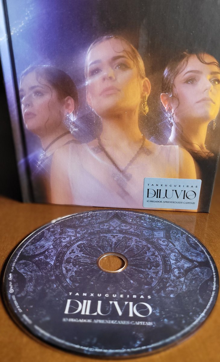 marcusfernandez's tweet photo. O novo disco das @tanxugueiras é unha preciosidade! #Diluvio https://t.co/jObXtA4wIk