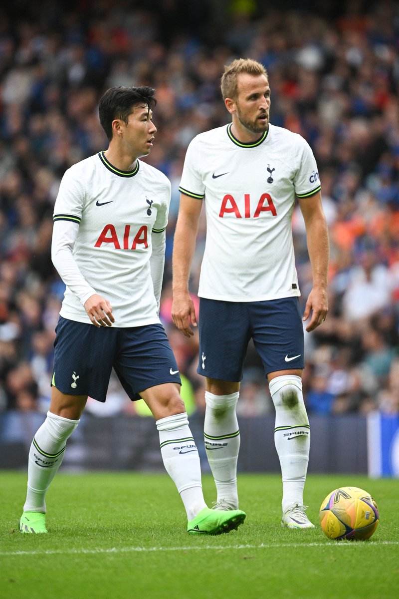 Back in the #UCL 🔜 🔥