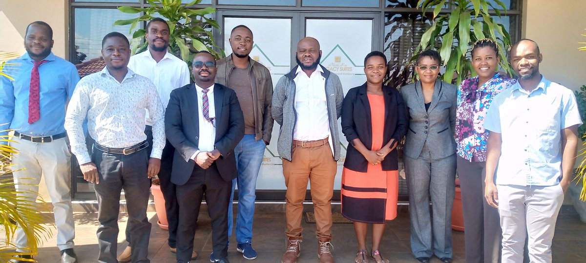 ManyozoD's tweet image. Excellent week it has been working  together with #Malawi @MoHandP_Malawi developing  capacity on How to develop effective #PolicyBriefs for Government officials and Academic staff. 

#DataToPolicy
#D2P
#EvidenceAction

@amuula3 @Afidep @KUHeS_mw