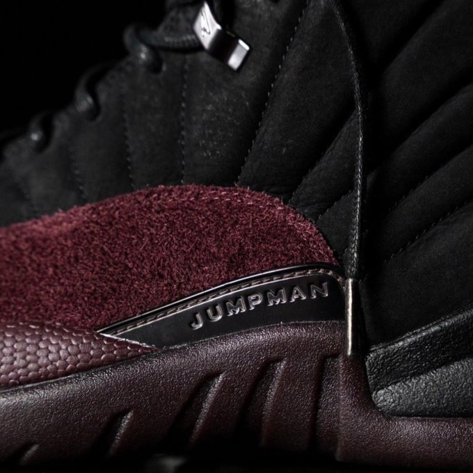 BoostYeezy16's tweet photo. November 17th 🍷https://t.co/iRsmwsSENQ https://t.co/znF1ojhLH8