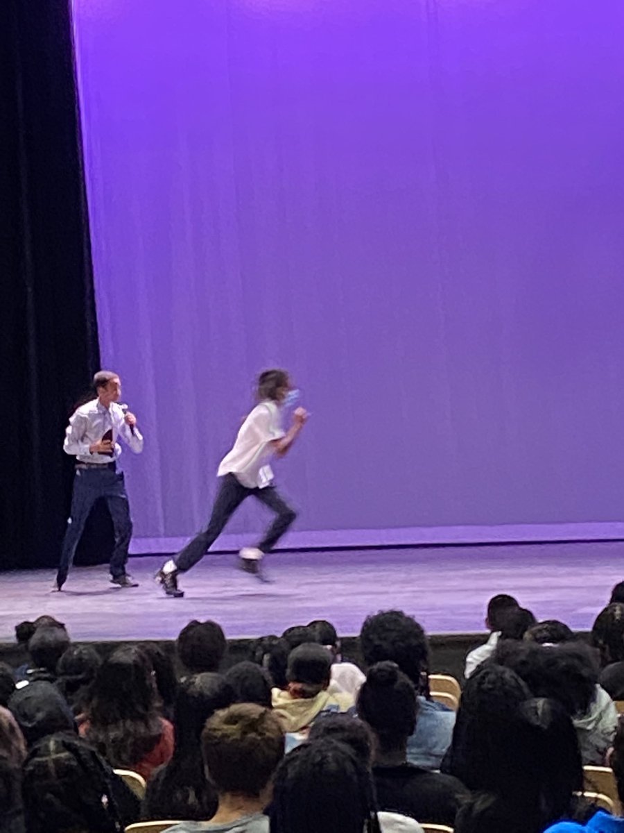 Anita Berger tweet media