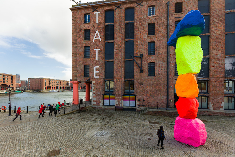 Wirral Life Magazine (@wirrallifemag) on Twitter photo With an amazing prize to be won visit the Royal Albert Dock this weekend to celebrate Gay Pride... 
Read more 👉ow.ly/qGMw50K7i4k With an amazing prize to be won visit the Royal Albert Dock this weekend to celebrate Gay Pride... 
Read more 👉ow.ly/qGMw50K7i4k