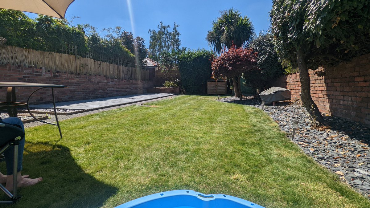 BragdyBoyd's tweet photo. What better way to spend a Friday afternoon!? ☀️

Sat in the garden daydreaming about our upcoming Summer Vibes on the Heath beer festival in just over three weeks! 🍻

Hopefully the weather is as nice as this!! 🤞

#SVOTH22 #summervibes #tgif https://t.co/W0m6Wn9JDm