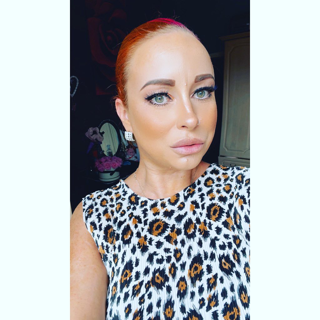 Linzi Booth tweet media