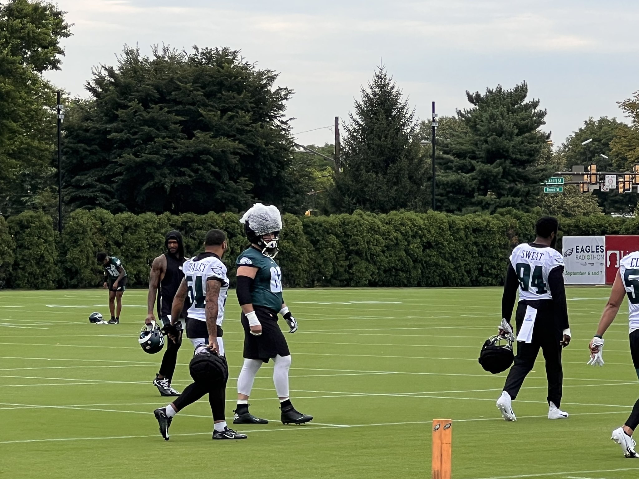 Eliot ShorrParks on Twitter "Jason Kelce adding bubble wrap to the