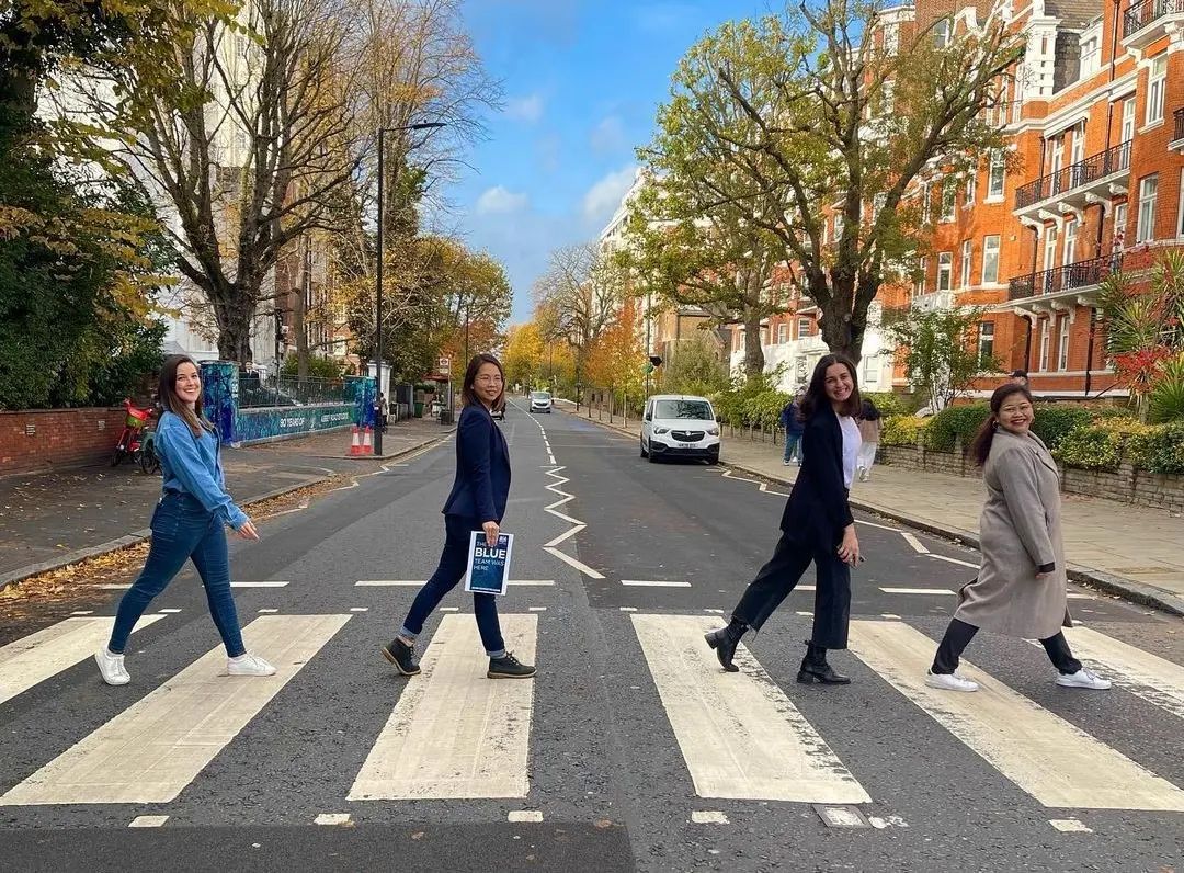 CheveningFCDO's tweet photo. 🎉Can this be you next year? 

Find out more on the type of challenges that our 2021/22 cohort got involved in for the #CheveningTreasure Hunt:

🔗 https://t.co/ADTZokg11k

These are our top 3 favourite photos throughout the challenge! 👇

🔵Congratulations!!🔴 https://t.co/vZ6htEoGOP