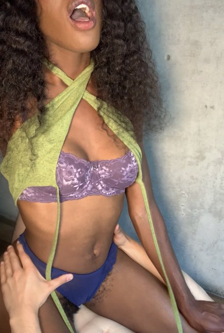 Am I doing this yoga position right? https://t.co/nCFmWP3i9J https://t.co/WV7yIEzlhj<a href="/tag/mvsales"class="tags"><span>#mvsales</span></a>