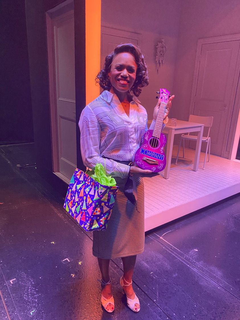UkuleleKidsClub's tweet photo. You could win the UKC-Company uke! Signed by the entire cast including @PattiLuPone this uke will help us gift music to medically fragile children around the world! Enter today at https://t.co/vzOSPuTLF3

#Ukulele #Broadway #BroadwayMusical @BroadwayWorld @broadwaycom https://t.co/4Dvi43Cn24