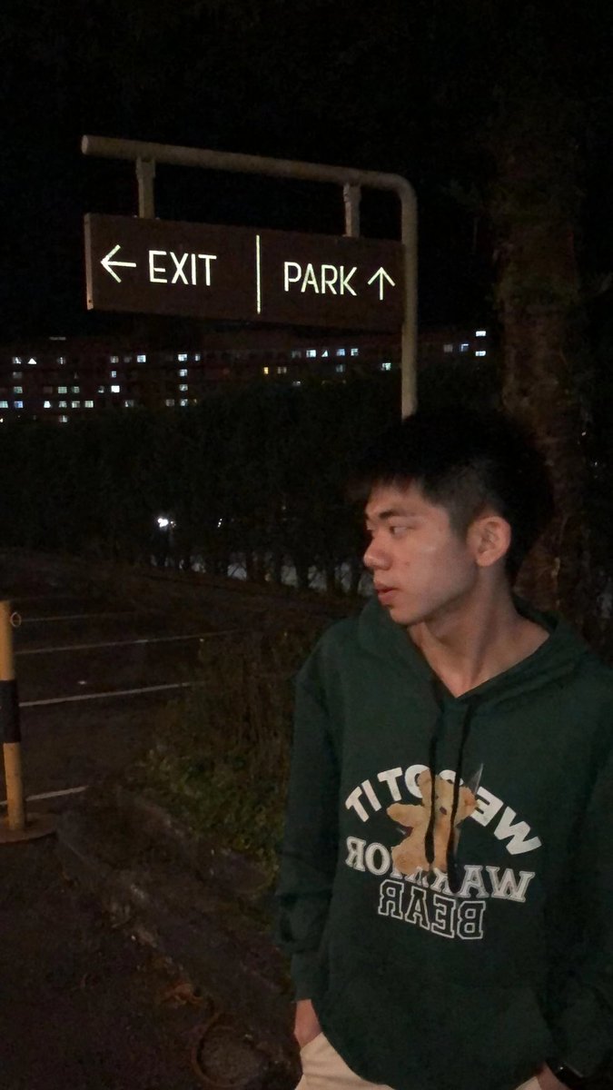 harloimhere's tweet photo. 你也会坚定地选择我的 对吧？ https://t.co/W9chvP00i0