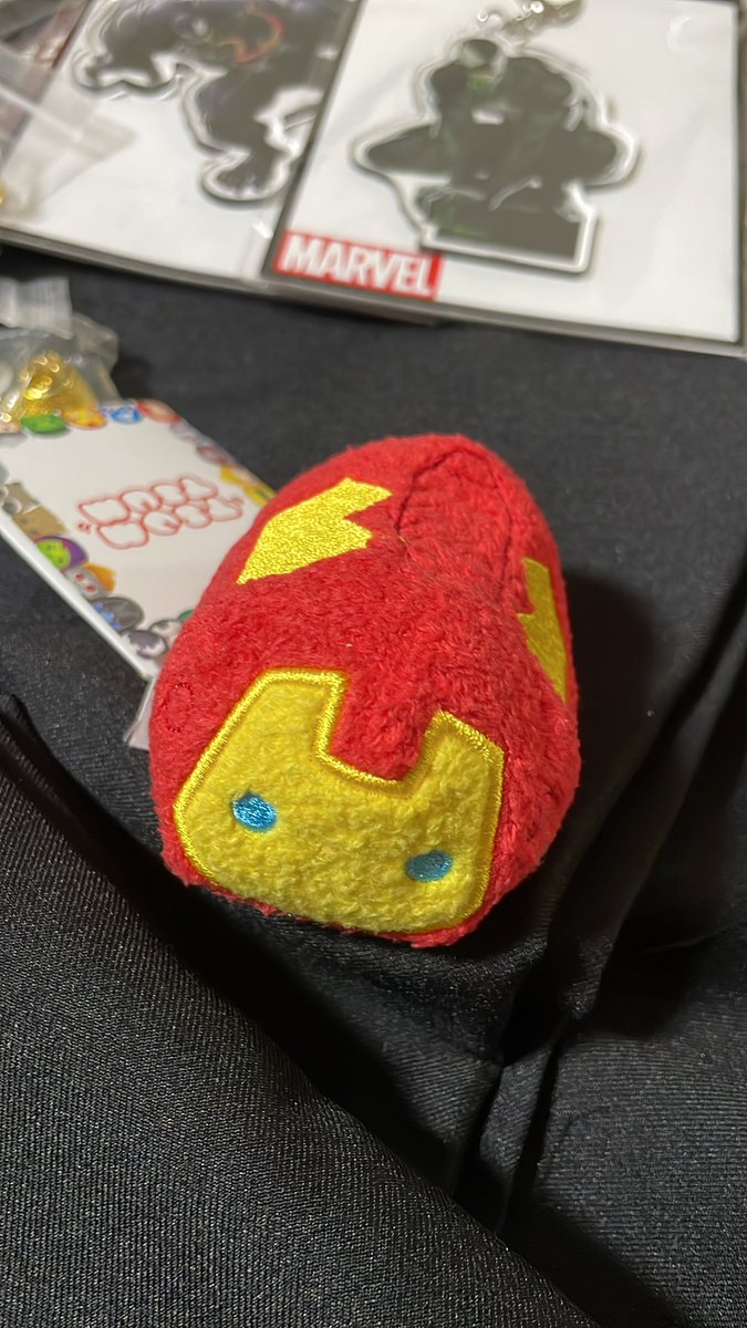 marvel_JBB's tweet photo. 35. 아이언맨 쯔무쯔무

홍콩디즈니랜드에서 구매했고 택 아직 붙어있습니다 🥺

9000 https://t.co/GvMTivsEWb