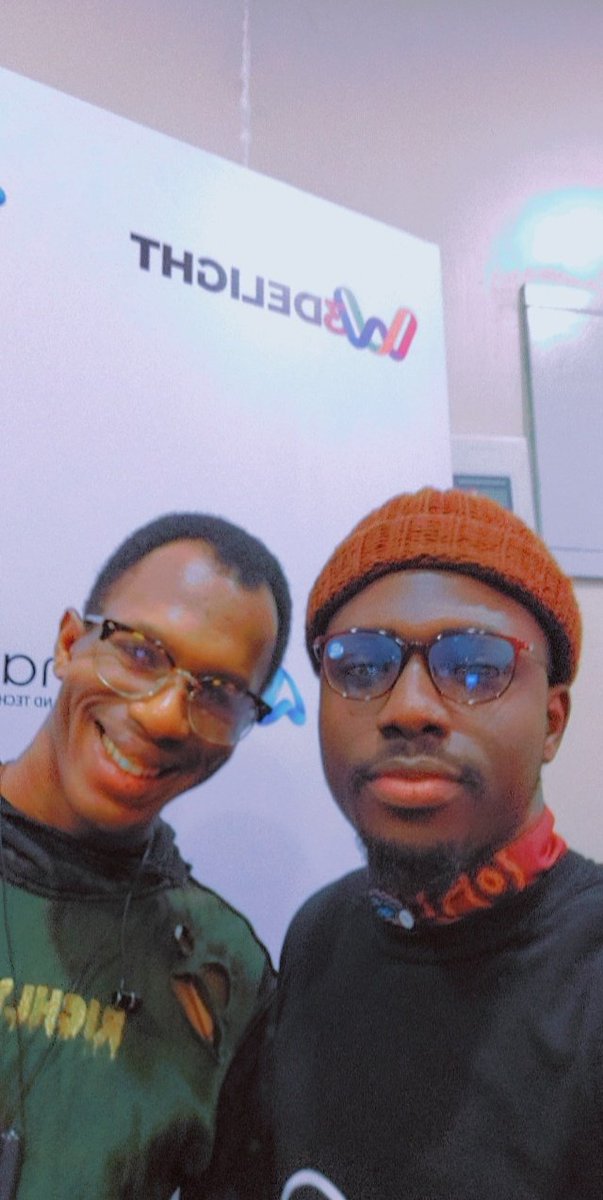 Edwin_Xploit's tweet photo. With @DanielRegha at the web3delight event. Learning all about #Web3
#Web3DelightLagos #Web3Delight #Web3DelightStartups https://t.co/jSYWvPQUyu