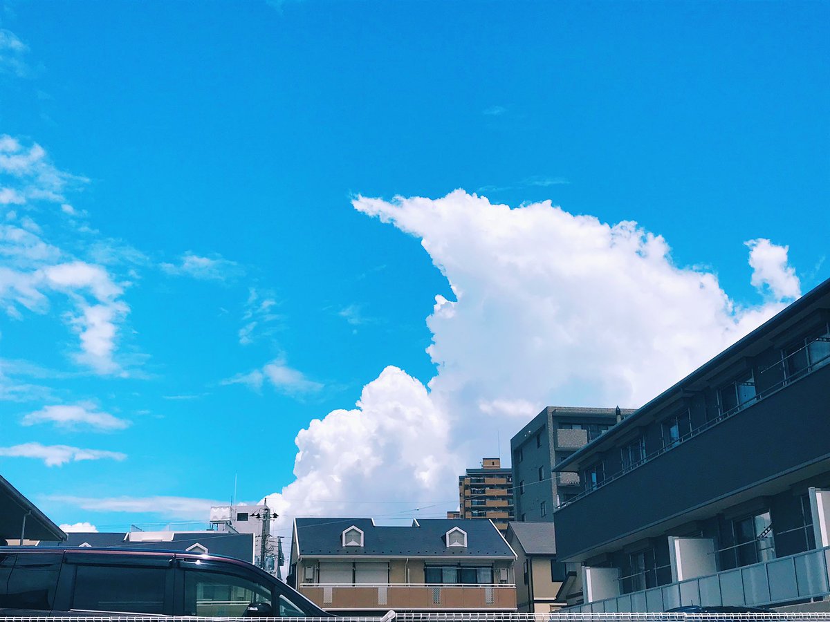 CameraMog's tweet photo. コロナにかかってたタイミングで色々撮りに行こうと思ってて、結局全て行けなかった😂😂
悲しみと共に過去の夏っぽい写真を…📸

#カメラ女子 
#カメラ初心者 
#夏
#風景
#空 https://t.co/MTpEFy62Wr