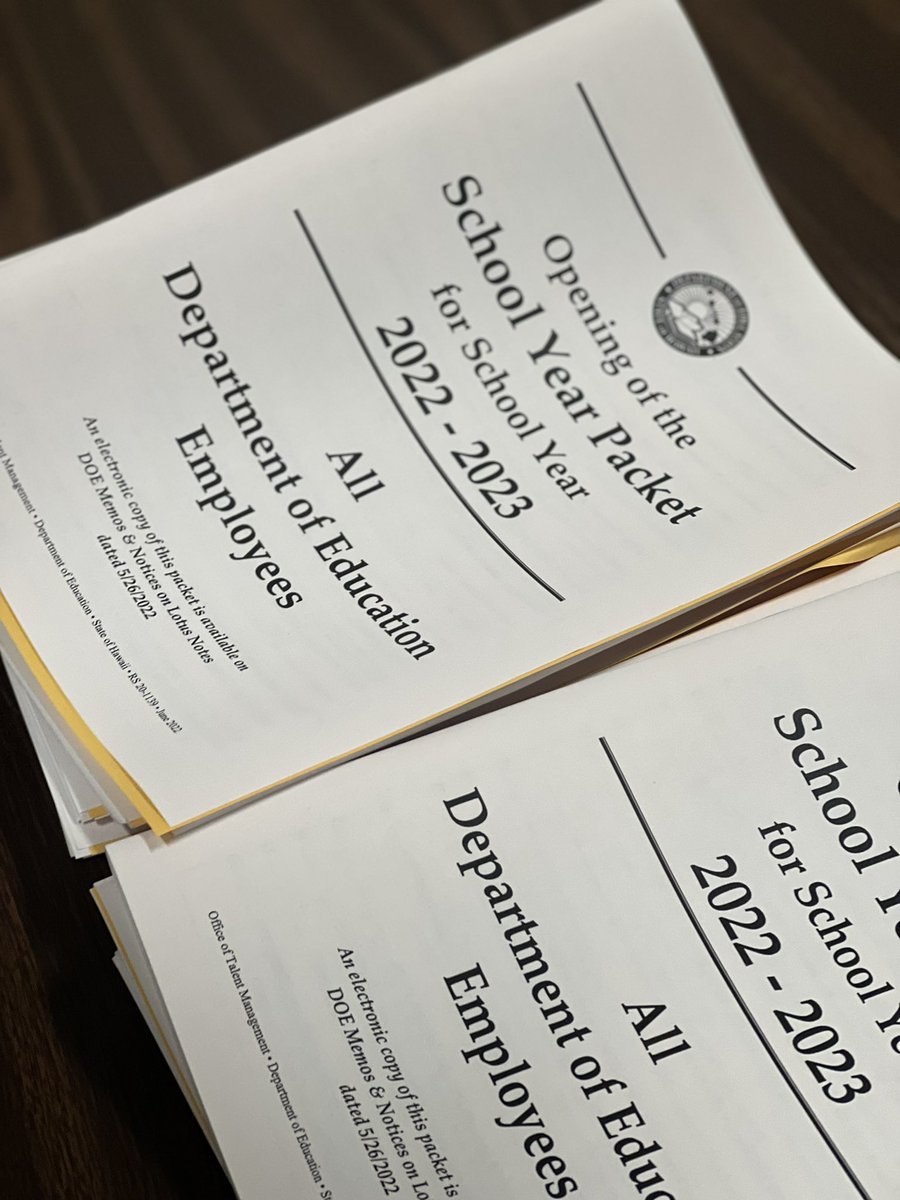 JGDeafLead's tweet photo. Opening of the school year shenanigans 😊🤣 Thanks to our amazing clerical staff who organized and prepped this awesomeness. Have an amazing school year championing for our students! Remember to #beawesome https://t.co/Yi5tlyOskj