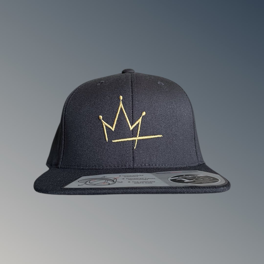 KNGgolf's tweet photo. 👑🧢 https://t.co/h5kpPrVdbb