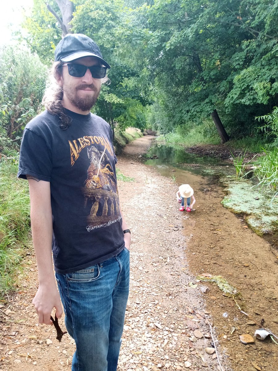LucyHill22's tweet photo. #mudlarking River Slea. Went looking for pottery came back with fossils. #belemnite #Gryphaea @TideLineArt https://t.co/rvxtzTQYmP