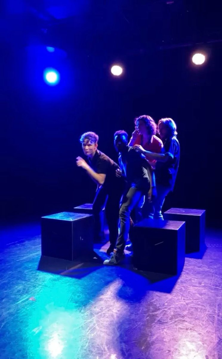Went to see Softlad at The Met Bury on Tuesday. Truly amazing performance  by four lads with a very powerful storyline. Everybody needs to see this. Its focus is Men/suicide/lack of speaking out. <a href="/WonderIfTheatre/">WonderIf</a> <a href="/GMFringe/">Greater Manchester Fringe</a> #audiencechoiceaward <a href="/itsoliverbaines/">Oliver Baines</a>