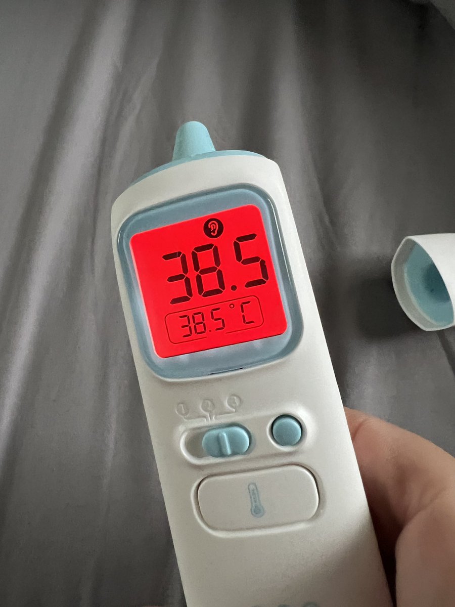 Auntie Pegg tweet media