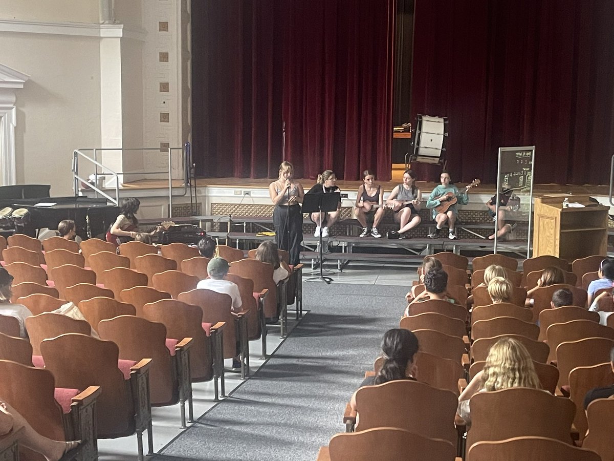 Having fun on this feel good Friday! 😎 #nssummer <a href="/drzublionis/">Chris Zublionis, Ed. D.</a> <a href="/CarolASmyth/">Carol Ann Smyth</a> <a href="/DrTitone/">Kerri Titone, Ed. D.</a> <a href="/SHELLNORTHSHORE/">North Shore CSD</a>