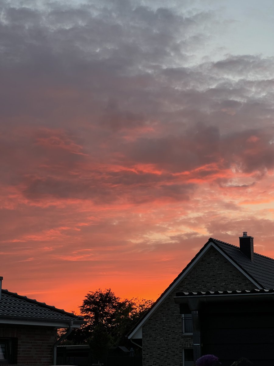 __db_'s tweet photo. Gooooood evening Schacht-Audorf! https://t.co/GiUgVmxYDJ